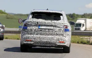 Skoda Elroq - Foto spia 16-05-2024 - 16