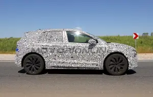 Skoda Elroq - Foto spia 16-05-2024 - 6