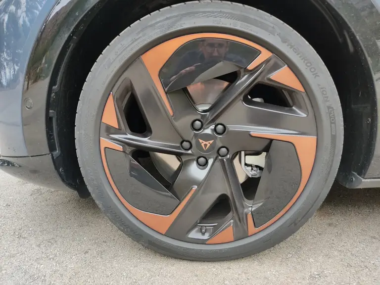 Cupra Tavascan 2024 - Prova Barcellona - 17