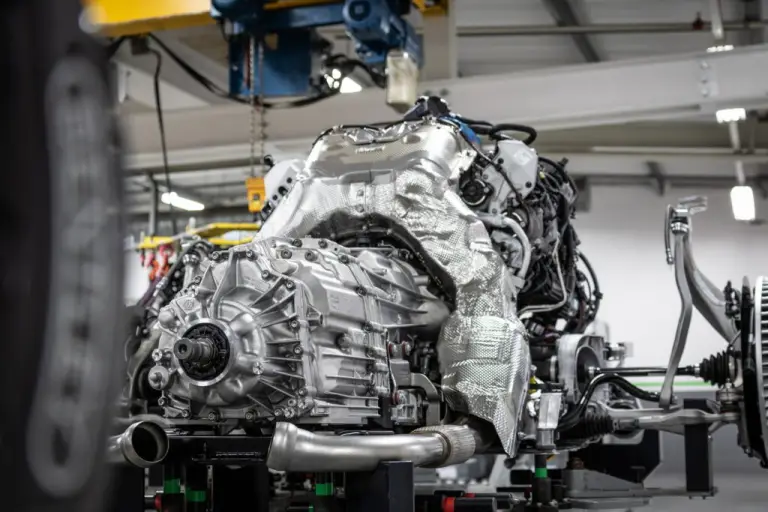 Bentley Continental GT 2025 - Teaser - 8
