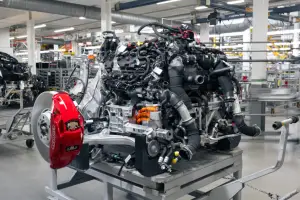 Bentley Continental GT 2025 - Teaser - 9