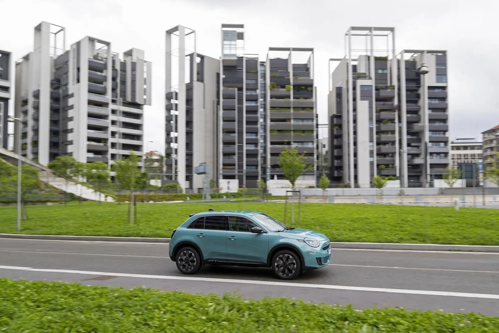 Fiat 600 Hybrid - 44