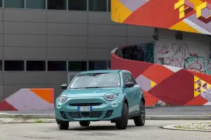 Fiat 600 Hybrid - 56