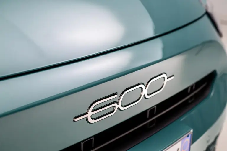 Fiat 600 Hybrid - 95