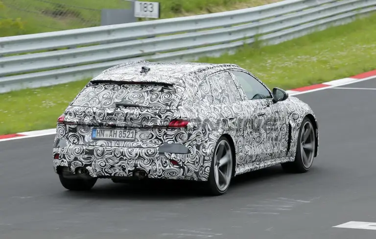 Audi RS5 2025 - Foto spia 23-05-2024 - 7
