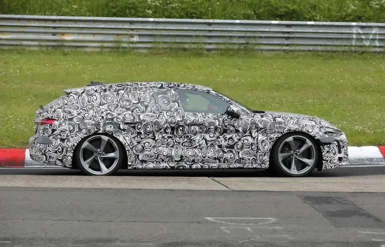 Audi RS5 2025 - Foto spia 23-05-2024 - 4