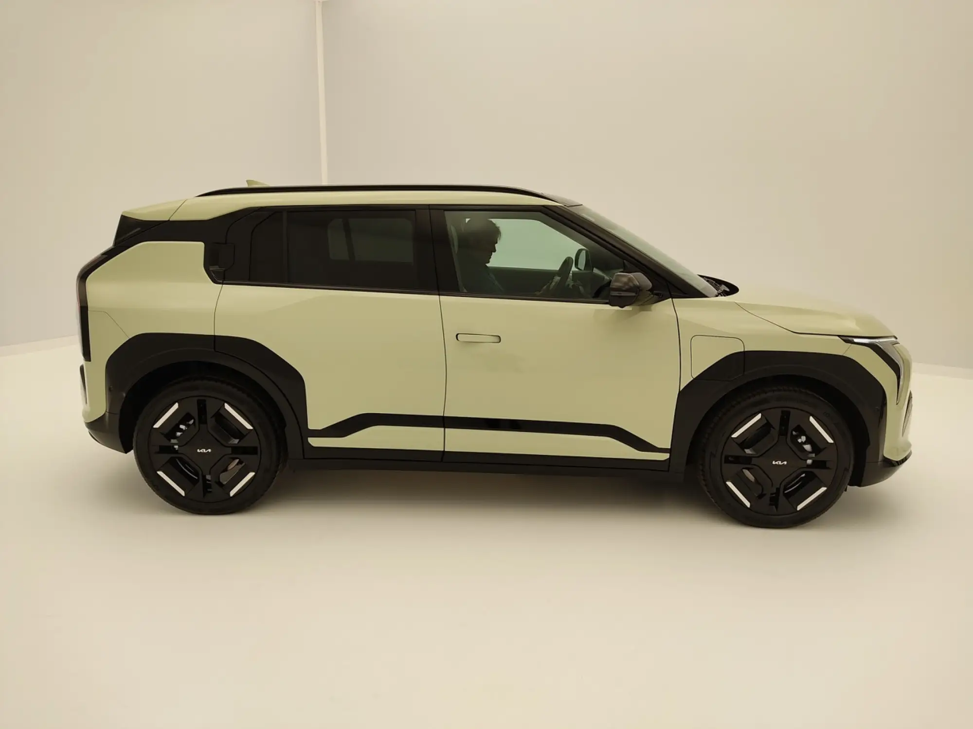 Kia EV3 - 8
