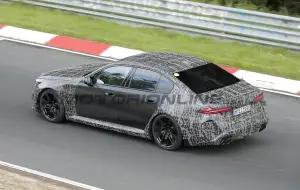 BMW M5 2025 - Foto spia 23-05-2024 - 4