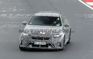 BMW M5 2025 - Foto spia 23-05-2024 - 6