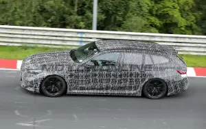 BMW M5 2025 - Foto spia 23-05-2024 - 12