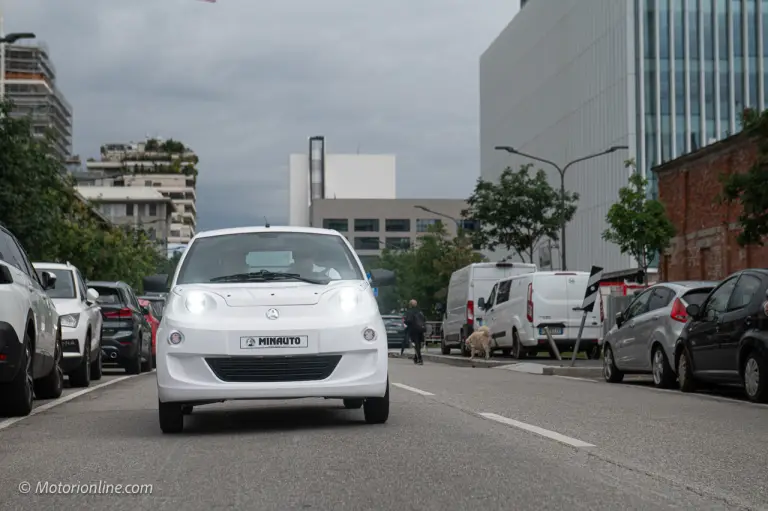 Aixam e-Minauto Access elettrica 2024 - Presentazione - 17