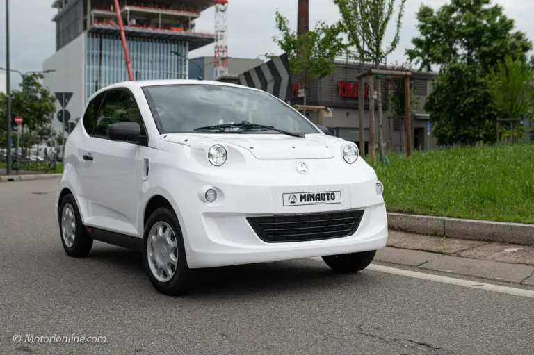 Aixam e-Minauto Access elettrica 2024 - Presentazione - 19