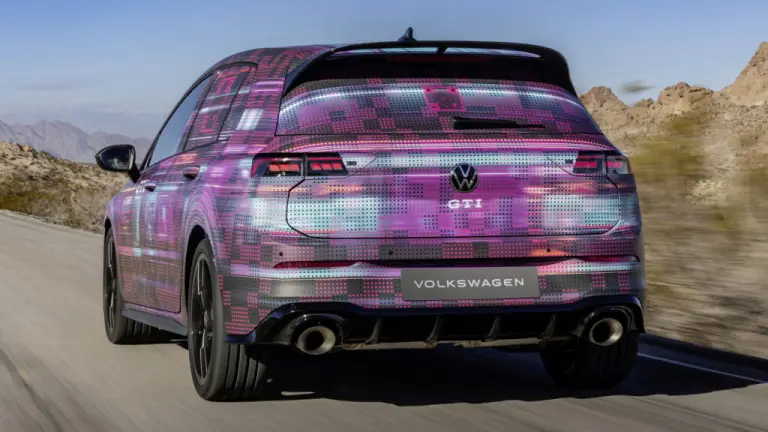 Volkswagen Golf GTI Clubsport 2024 - Teaser - 16