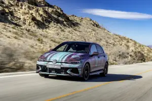 Volkswagen Golf GTI Clubsport 2024 - Teaser - 12