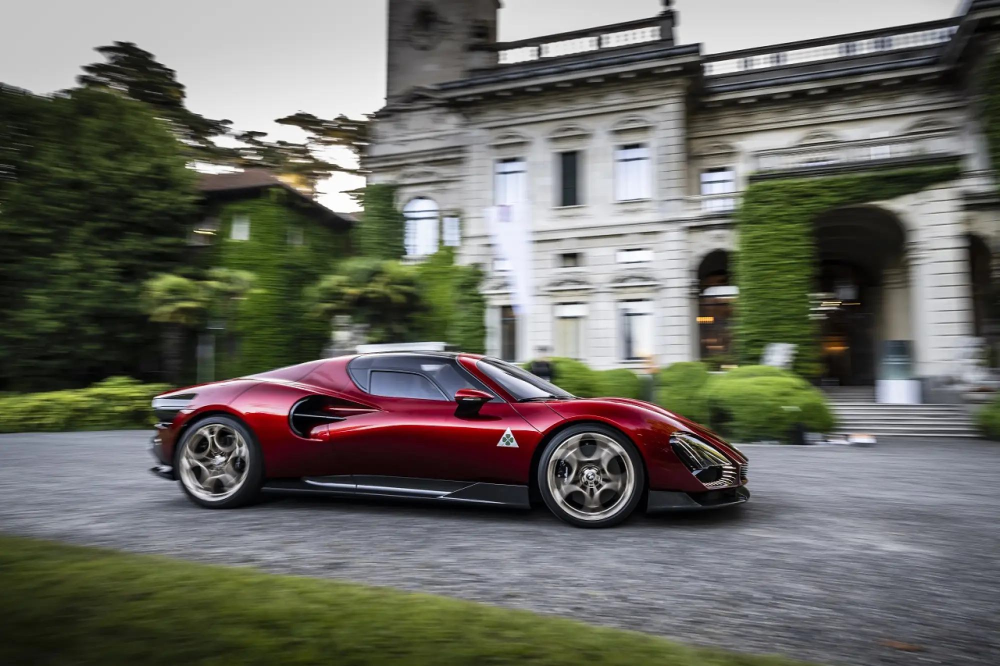 Alfa Romeo 33 Stradale - Concorso di Eleganza - 8