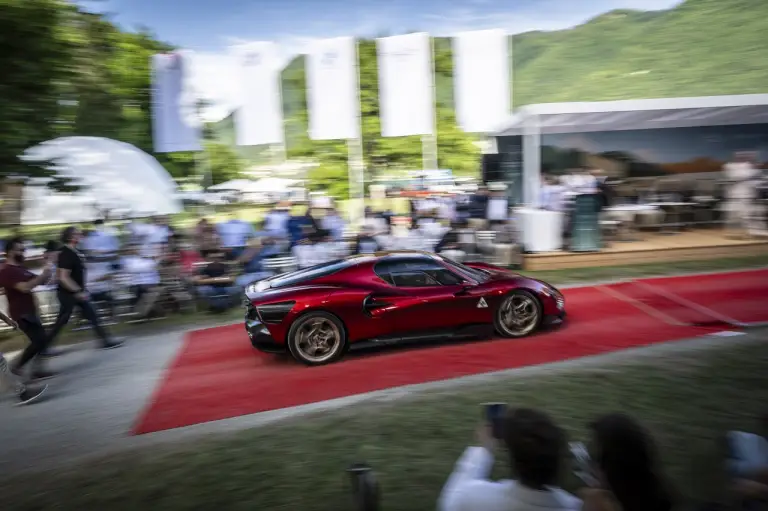 Alfa Romeo 33 Stradale - Concorso di Eleganza - 5