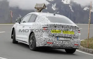Skoda Enyaq Coupe 2025 - Foto spia 27-05-2024 - 10