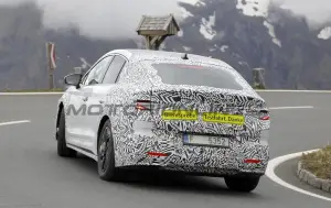 Skoda Enyaq Coupe 2025 - Foto spia 27-05-2024 - 12