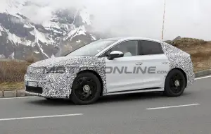 Skoda Enyaq Coupe 2025 - Foto spia 27-05-2024 - 4