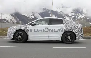 Skoda Enyaq Coupe 2025 - Foto spia 27-05-2024 - 6