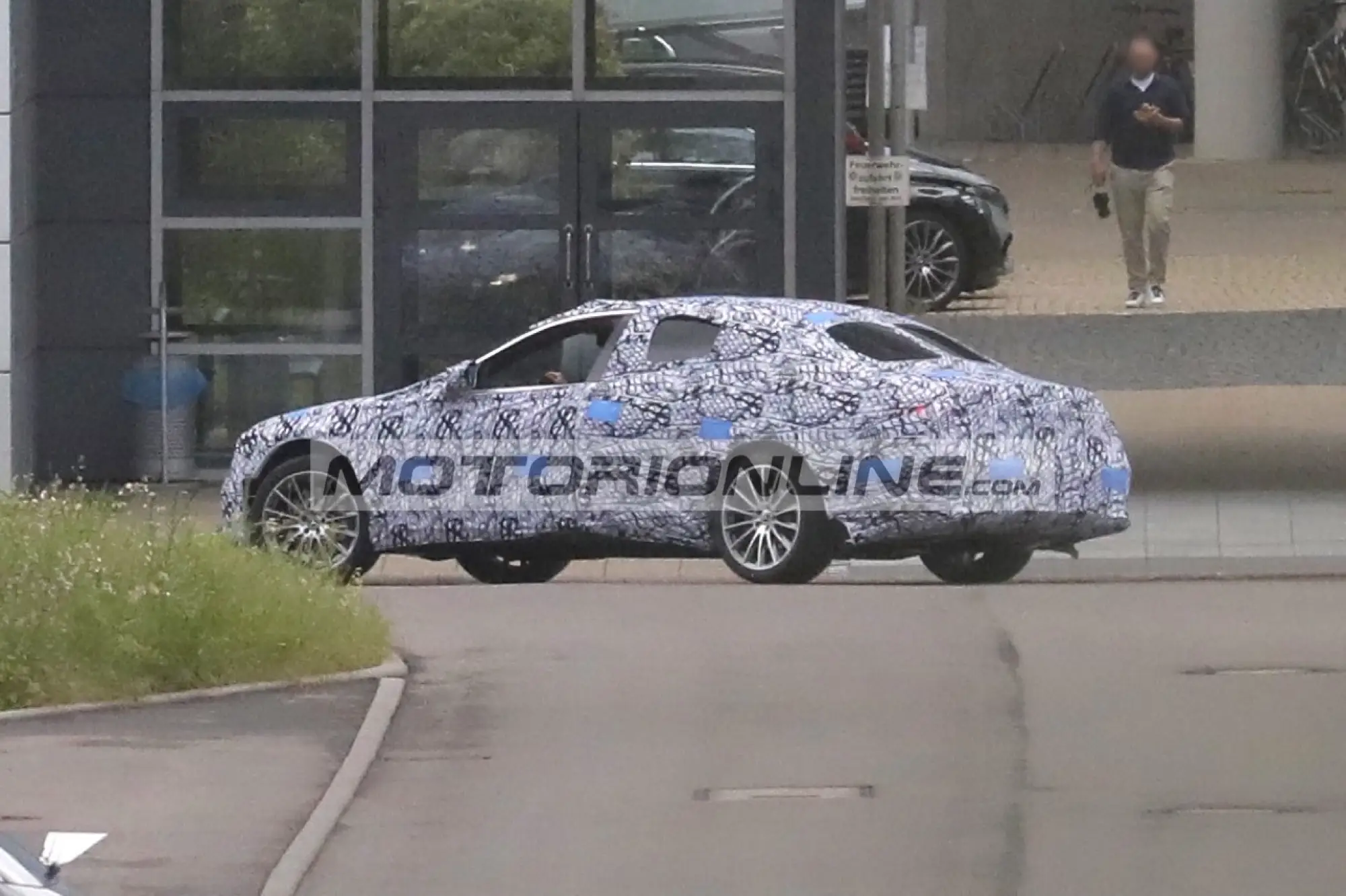 Mercedes Classe S - Foto spia 28-5-2024 - 2
