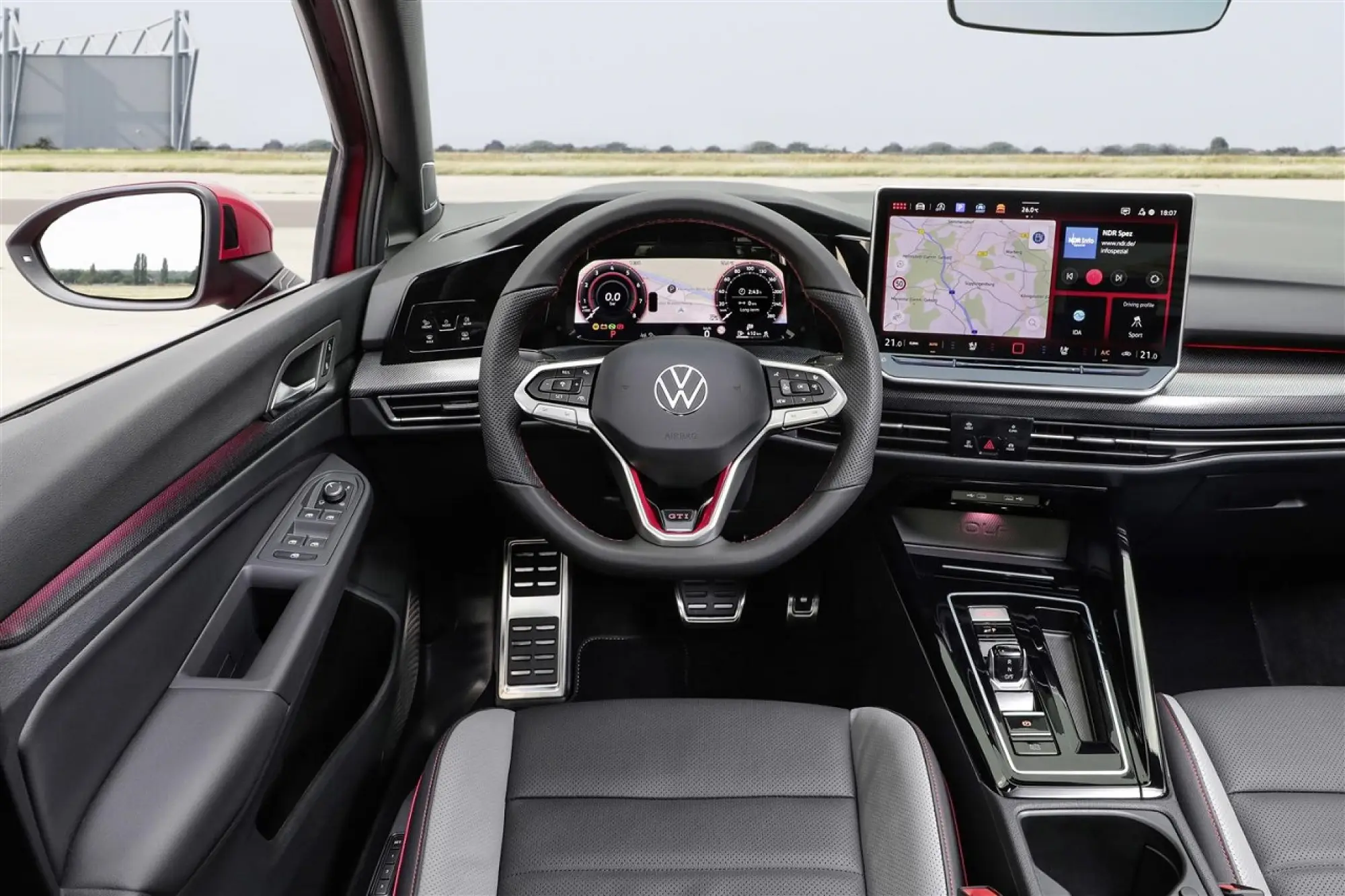 Nuova Volkswagen Golf GTI - 2