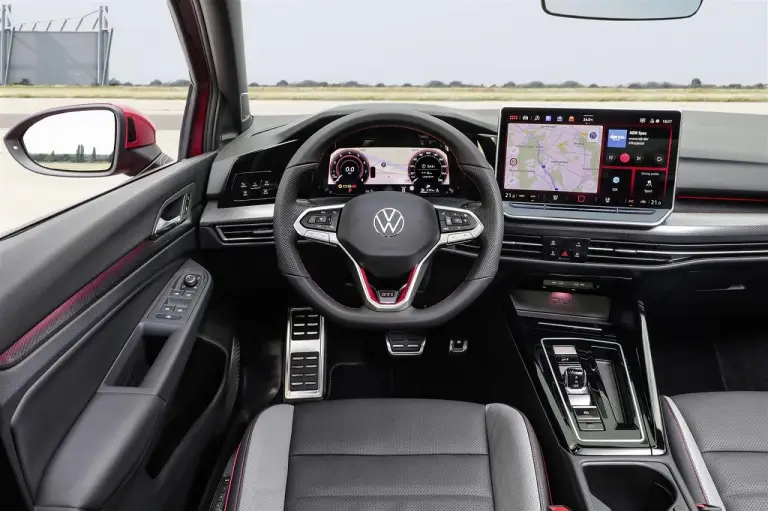 Nuova Volkswagen Golf GTI - 2