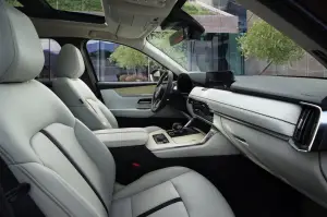 Mazda CX-80 2024 - Foto ufficiali - 16
