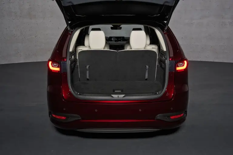 Mazda CX-80 2024 - Foto ufficiali - 66