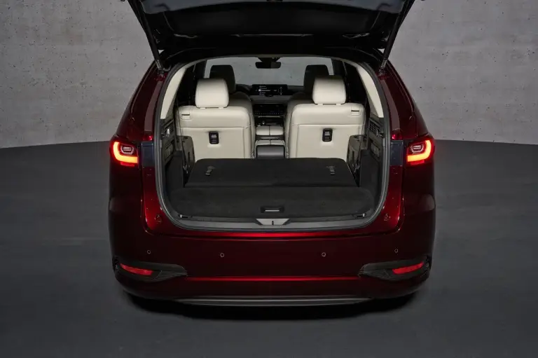 Mazda CX-80 2024 - Foto ufficiali - 69