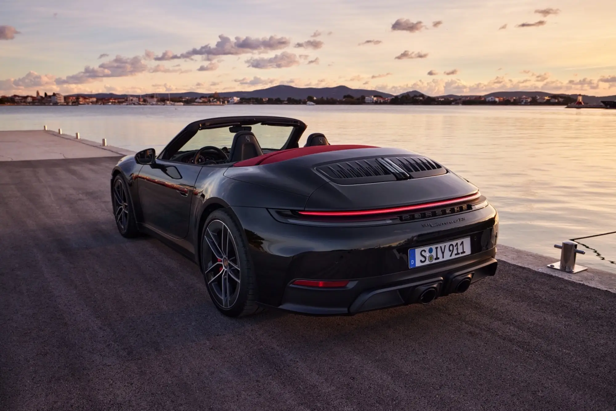 Porsche 911 2024 - Foto ufficiali - 18