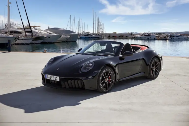 Porsche 911 2024 - Foto ufficiali - 25