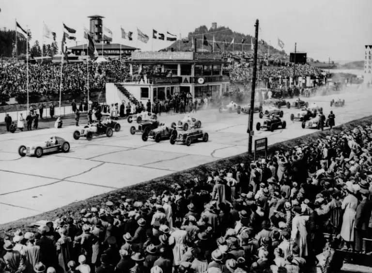 90 anni di Mercedes-Benz W 25 - 6