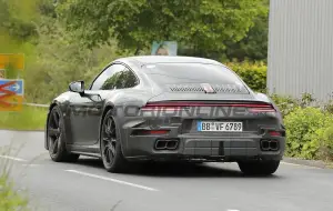 Porsche 911 Turbo Touring - Foto spia 29-05-2024 - 12