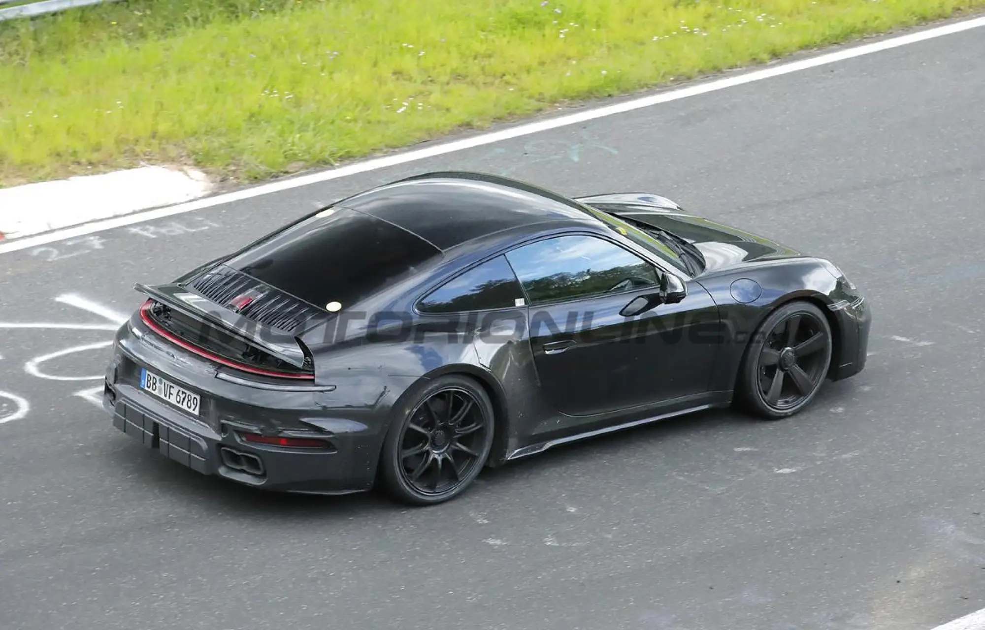 Porsche 911 Turbo Touring - Foto spia 29-05-2024 - 16