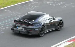 Porsche 911 Turbo Touring - Foto spia 29-05-2024 - 15