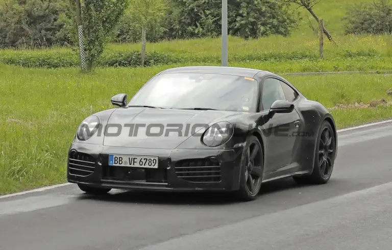Porsche 911 Turbo Touring - Foto spia 29-05-2024 - 14