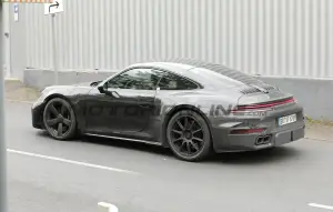 Porsche 911 Turbo Touring - Foto spia 29-05-2024 - 6