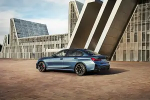 BMW Serie 3 2024 - 36
