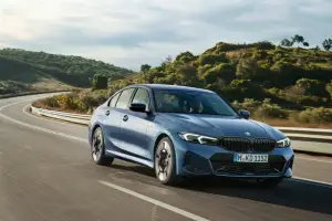 BMW Serie 3 2024 - 41