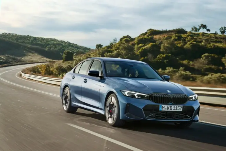 BMW Serie 3 2024 - 41