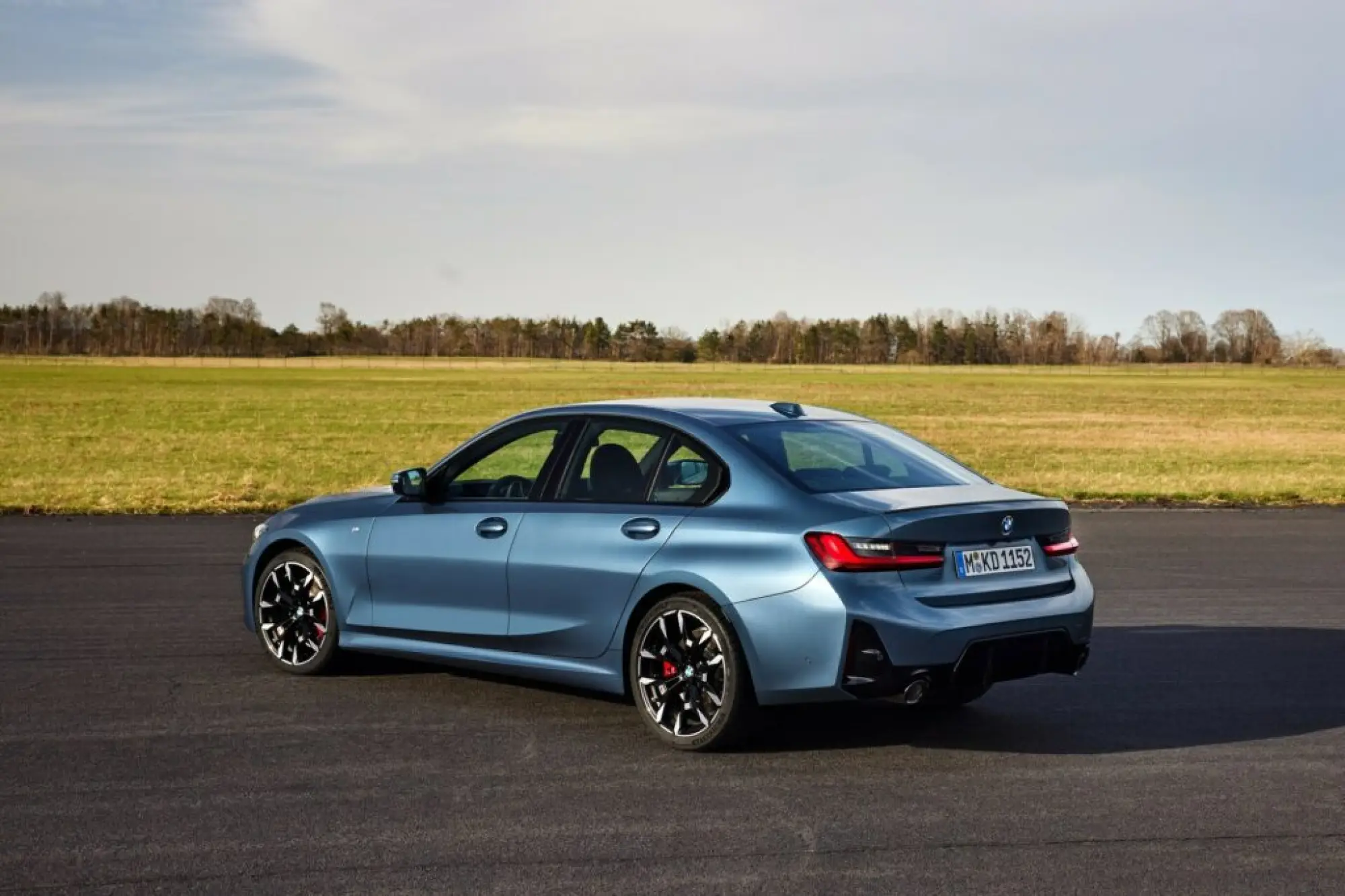 BMW Serie 3 2024 - 26