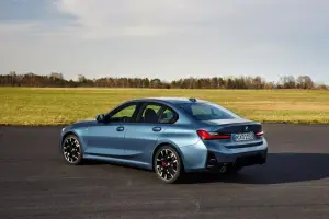 BMW Serie 3 2024 - 26