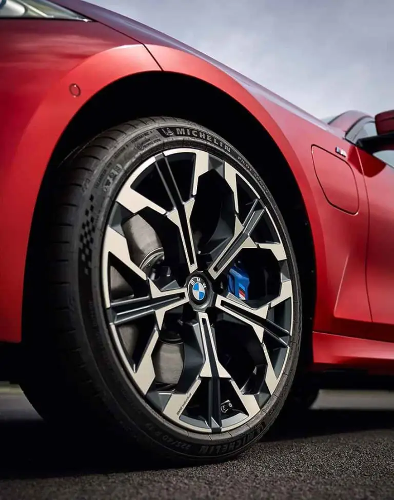 BMW Serie 3 2024 - 4