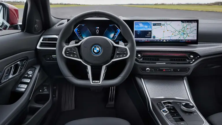 BMW Serie 3 2024 - 10