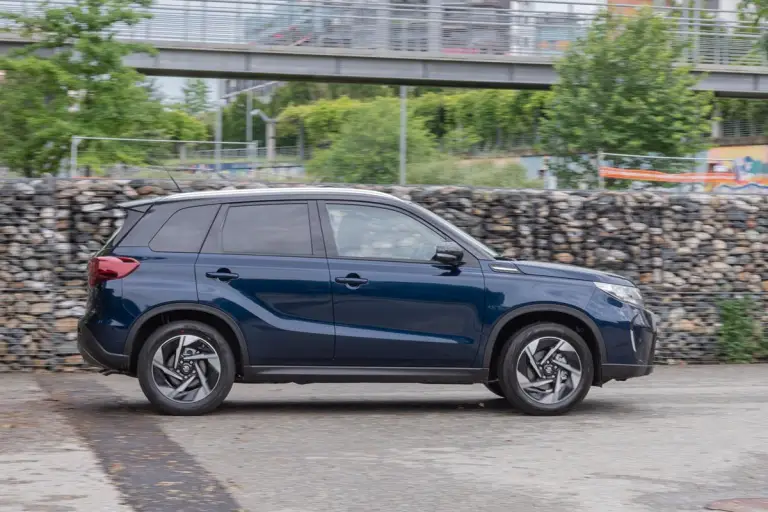 Suzuki Vitara Hybrid 2024 - 102