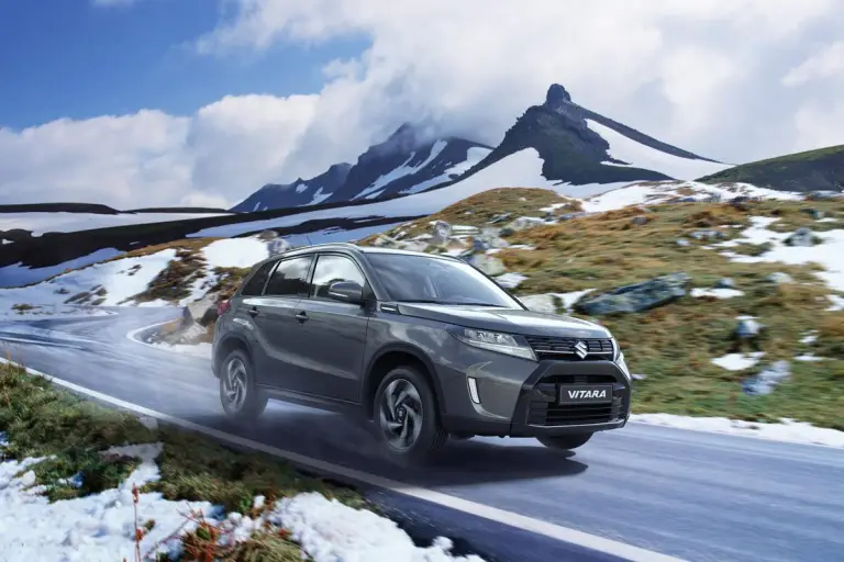 Suzuki Vitara Hybrid 2024 - 14