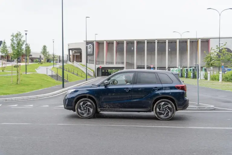 Suzuki Vitara Hybrid 2024 - 200