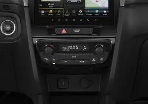Suzuki Vitara Hybrid 2024 - 29