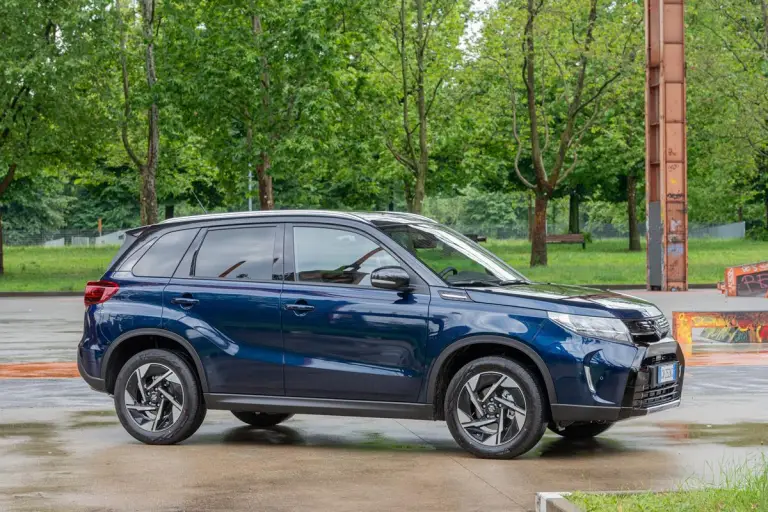 Suzuki Vitara Hybrid 2024 - 44
